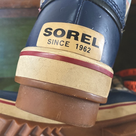 Vintage Sorel plaid boots! Great condition! - Picture 13 of 16